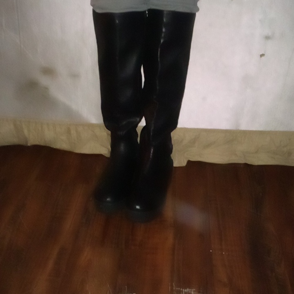 Woman boots